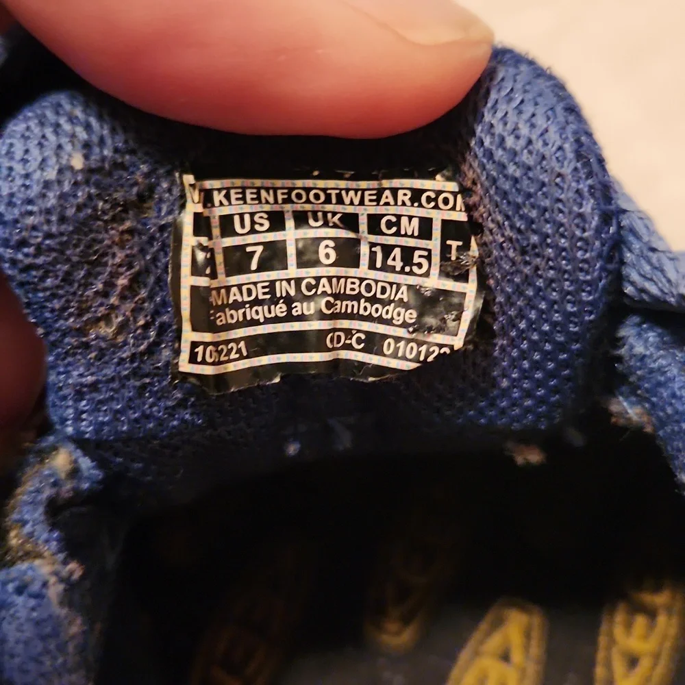 Keen Toddler Blue and Rainbow Sandals Size 7 - Picture 7 of 10